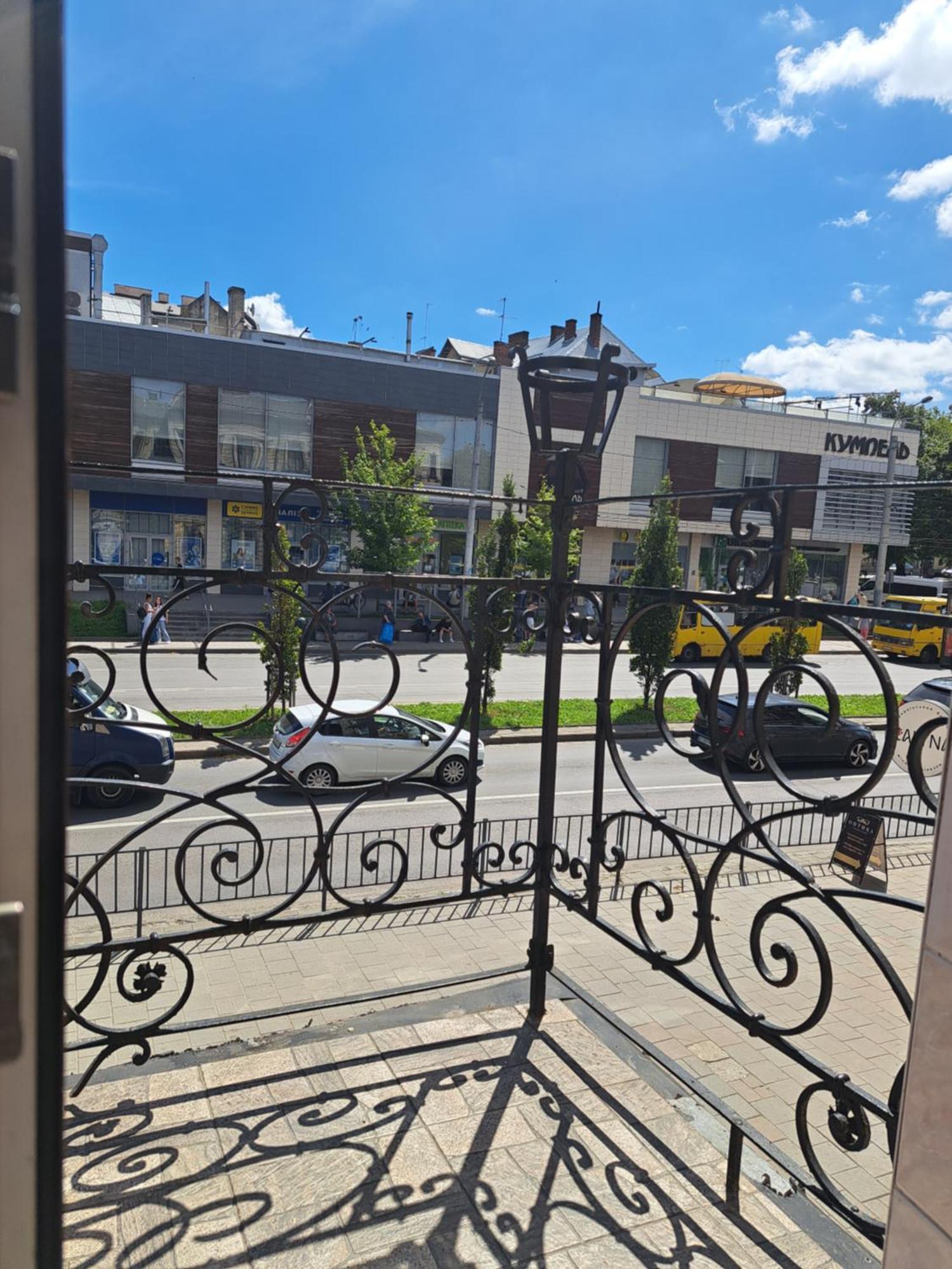 Двокімнатна Квартира Біля Оперного Театру Leópolis Exterior foto